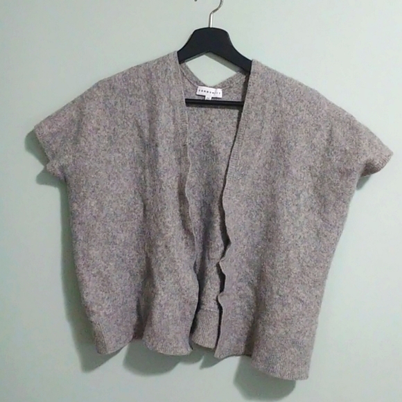 Aritzia Iconic Cape Gray Yak Wool XXS - Picture 4 of 13